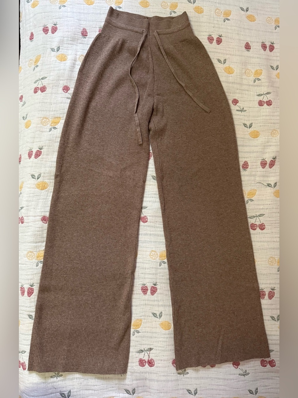 Uniqlo High Waisted Ribbed Knit Drawstring Pants - Taupe